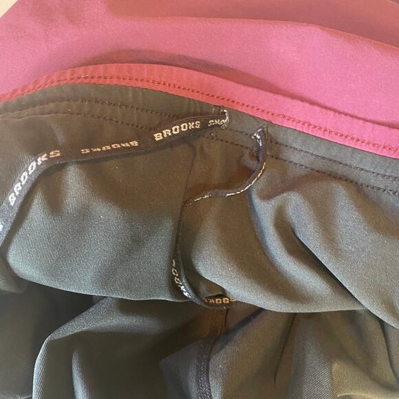 Brooks Equilibrium Technology Skort Size Large - Picture 7 of 9